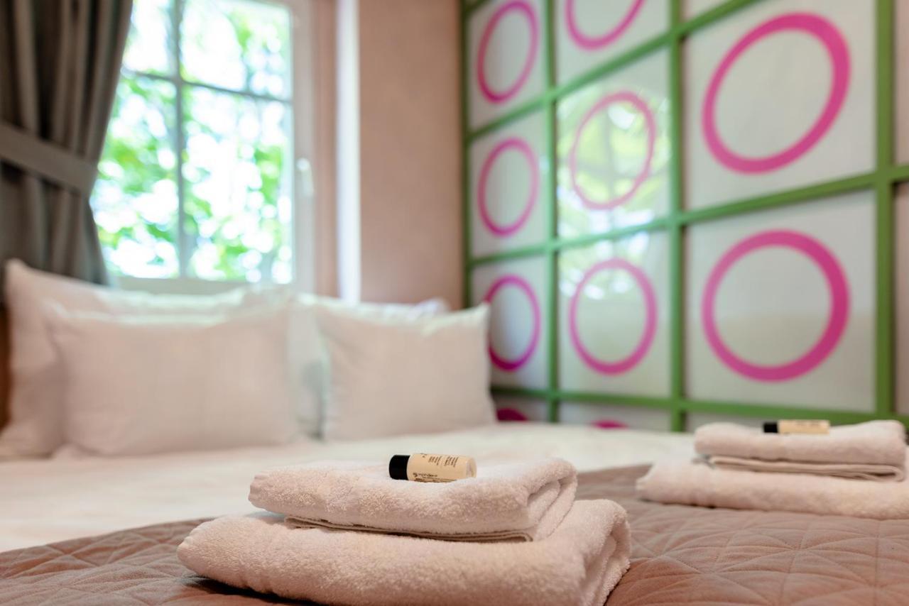 W12 Home Station - Apartement Greenpink Zielona Gora  Ngoại thất bức ảnh